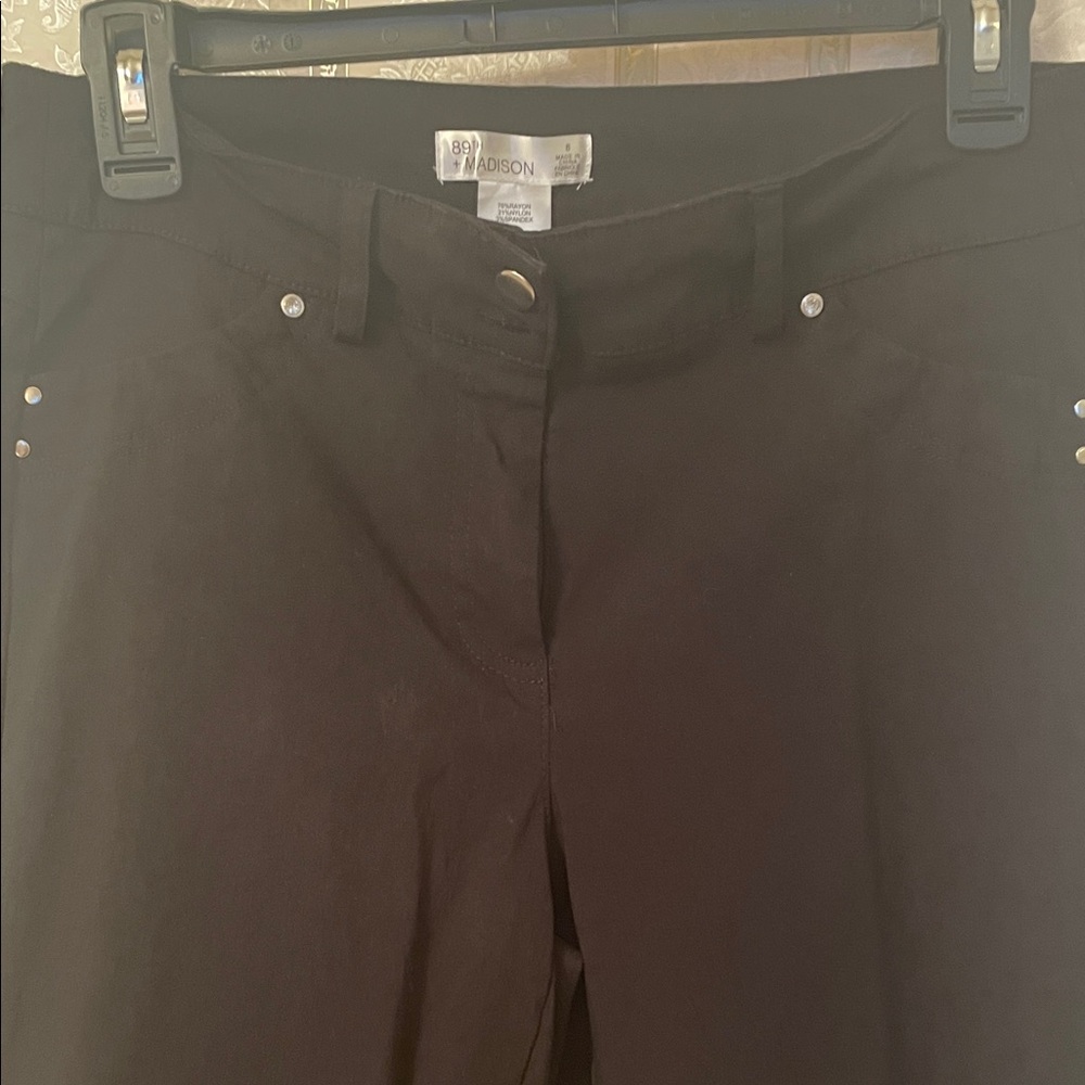 Cute with rhinestones on front, 89th & Madison mid rise with tapered slim legs.
